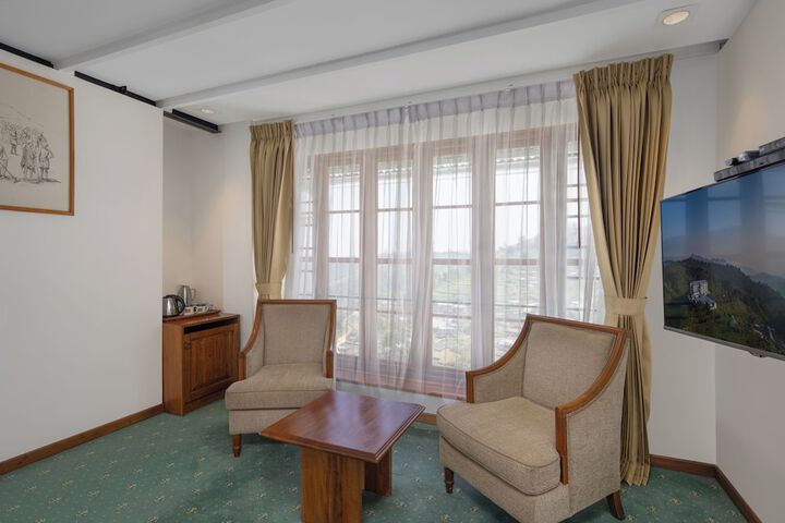 Room 26 of 55