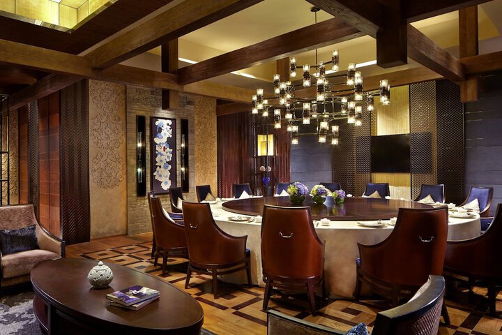 Dining 49 of 71