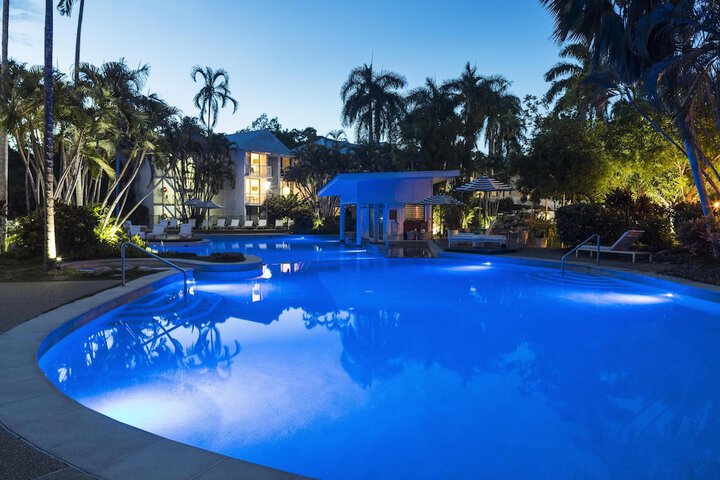 Pool 66 of 186