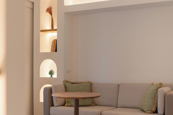 Room 10 of 53
