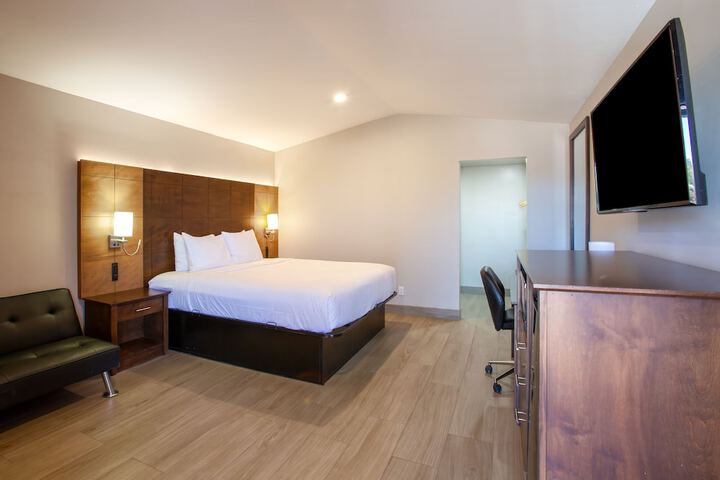 Room 41 of 85