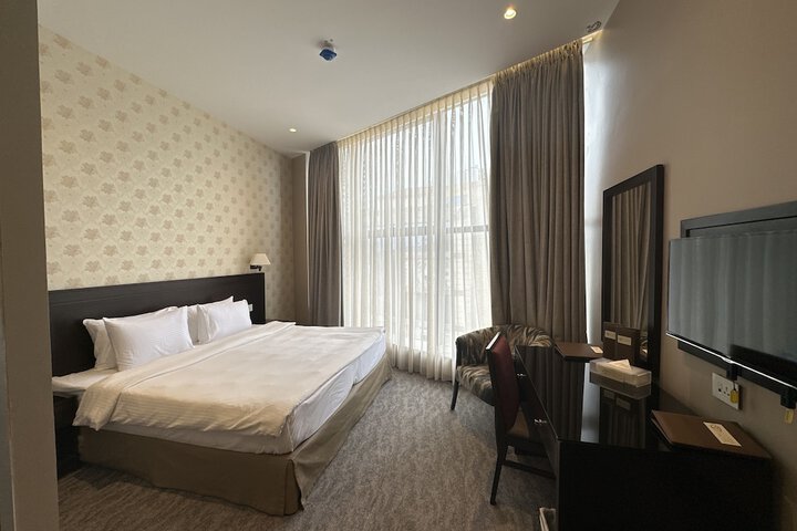 Room 5 of 35
