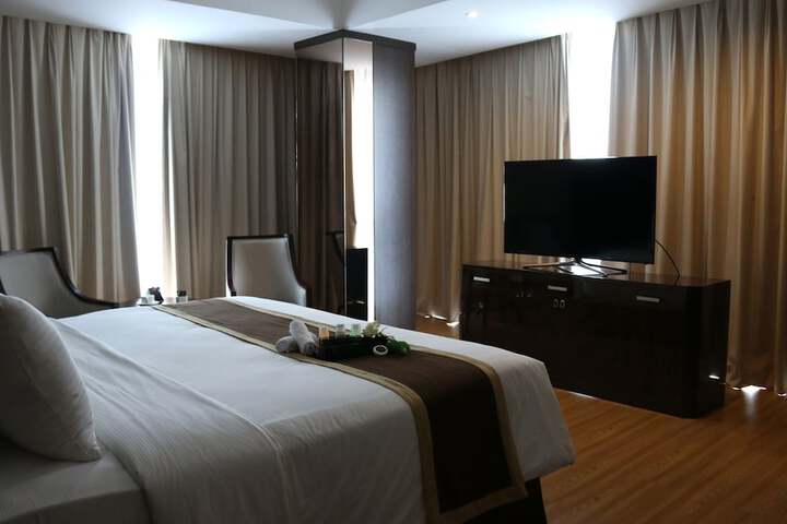 Room 18 of 72