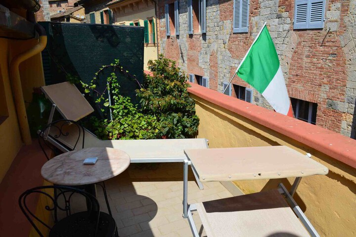 Terrace/Patio 13 of 30