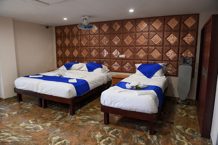 Room 19 of 41