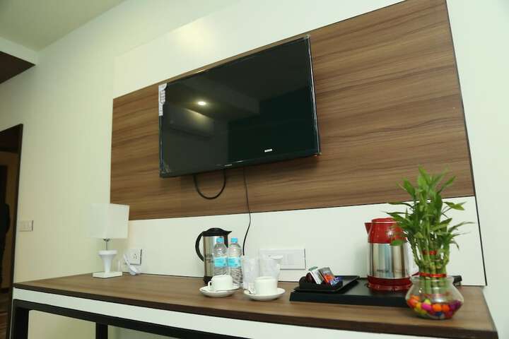 Room 14 of 40