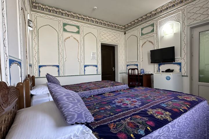 Room 7 of 23