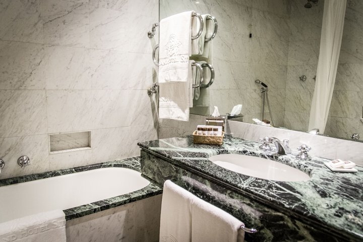 Clean Restrooms