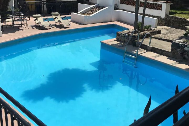 Pool Hotel