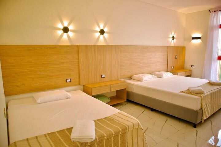 Room 3 of 19