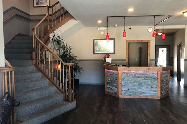 Hotel Interior 7 of 60