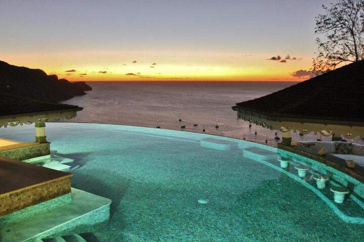 Image of Tropical Hideaway