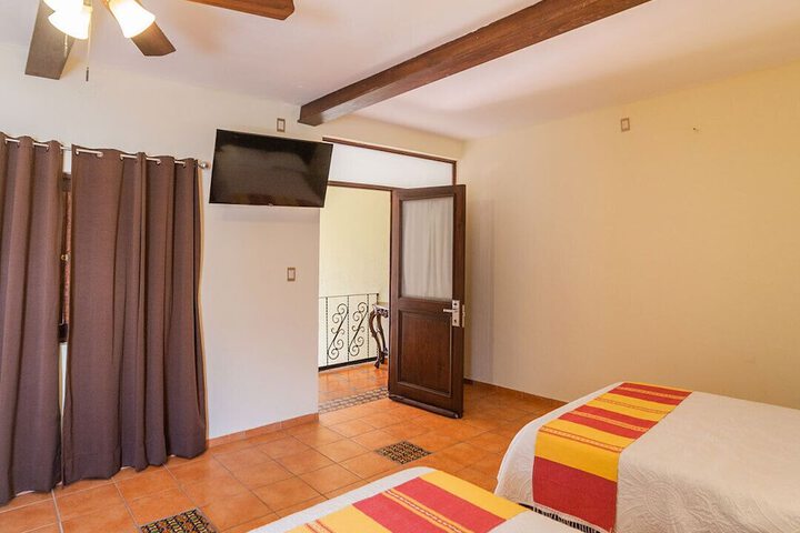 Room 18 of 46
