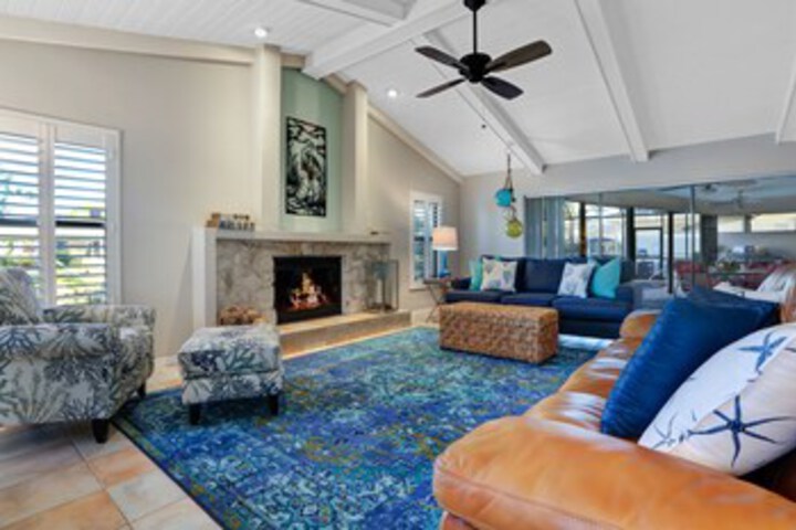 Photo of Boatabella a Vibrant Coastal Retreat VR