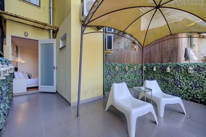 Terrace/Patio 21 of 36