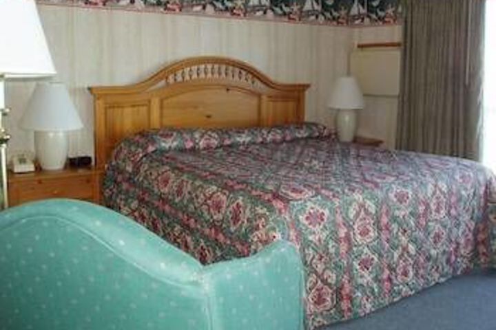 Room 6 of 20