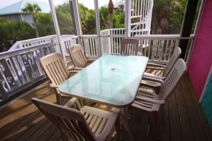 Terrace/Patio 4 of 24