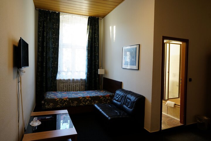 Room 39 of 71