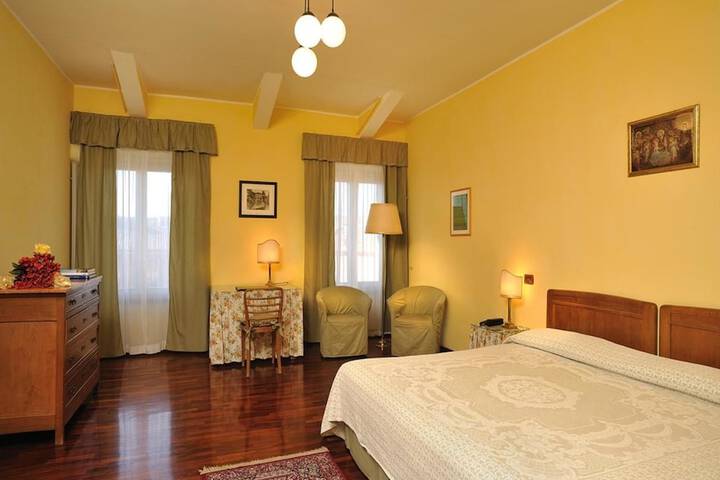 Room 7 of 31