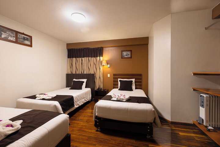 Room 16 of 30