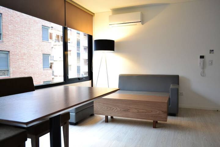 Lounge 16 of 25