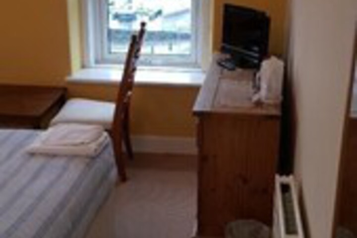 Room 79 of 105