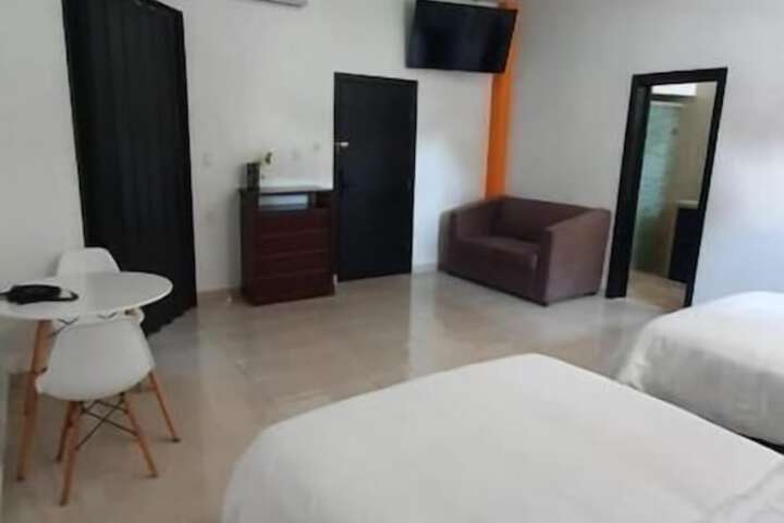 Room 26 of 45