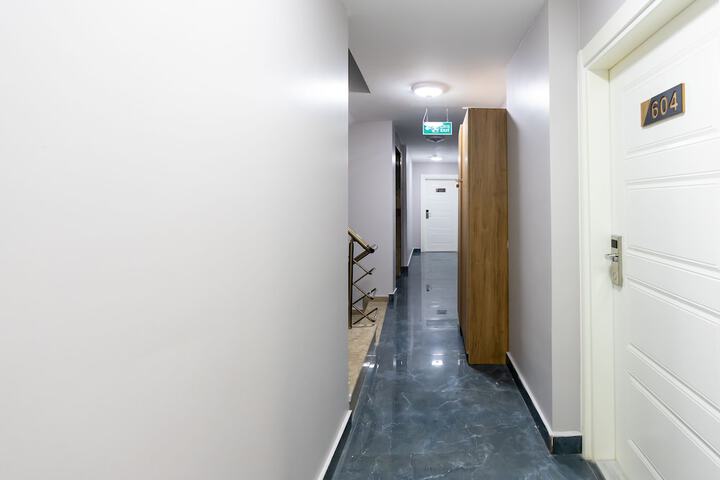Ballroom/Hall 55 of 58