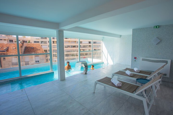 Pools & Facilities