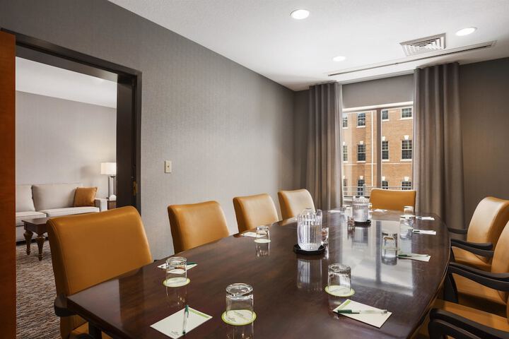 Meeting facility