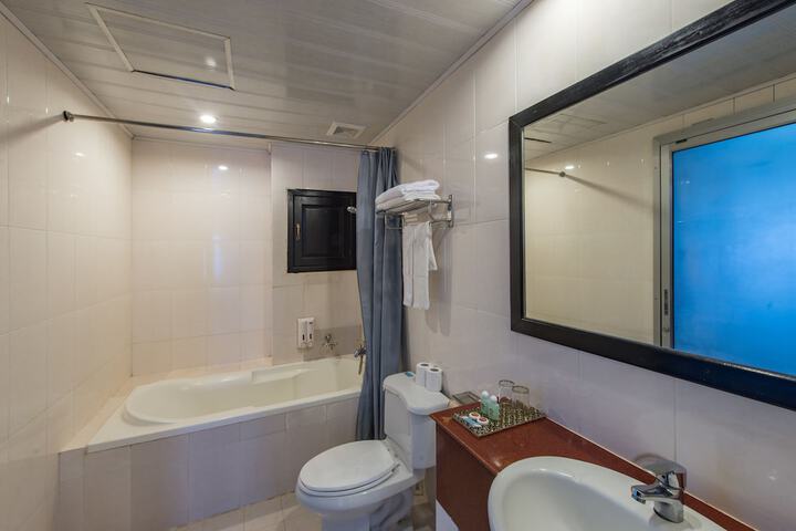 Room 92 of 160