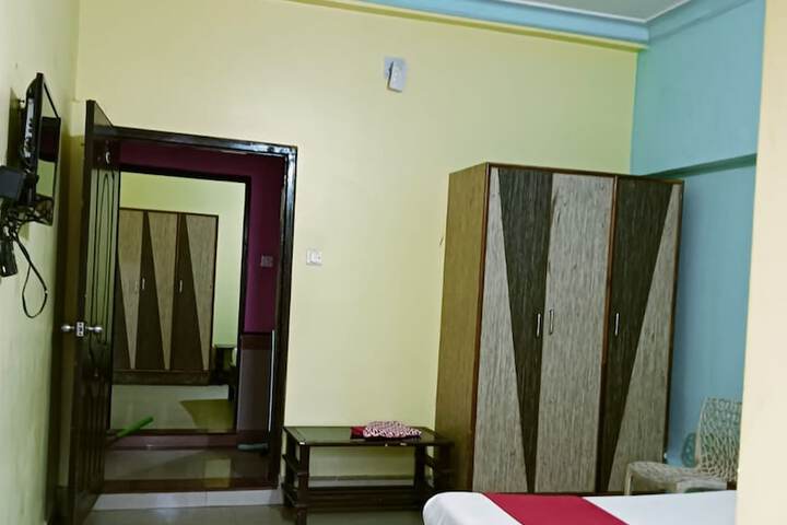 Room 3 of 11