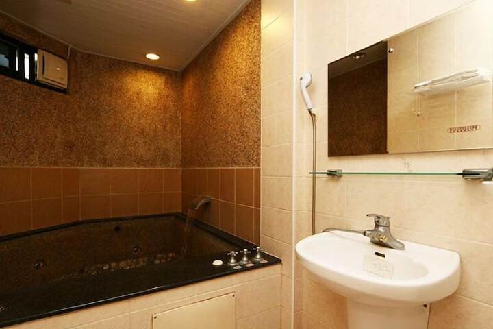 Clean Restrooms