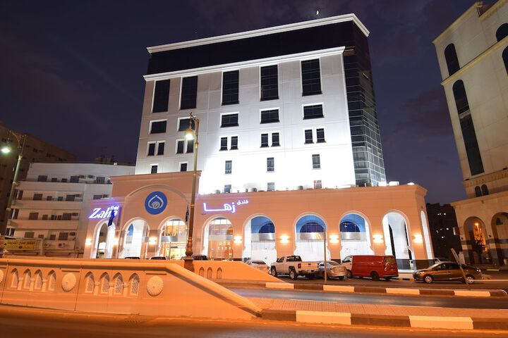 Hotel 38 of 39
