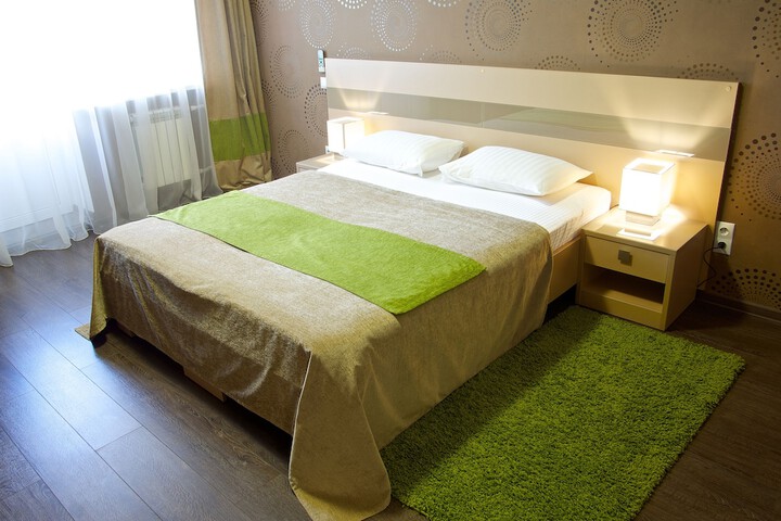 Room 9 of 50