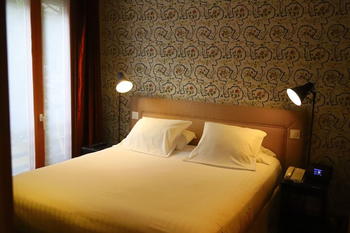 Room 18 of 62