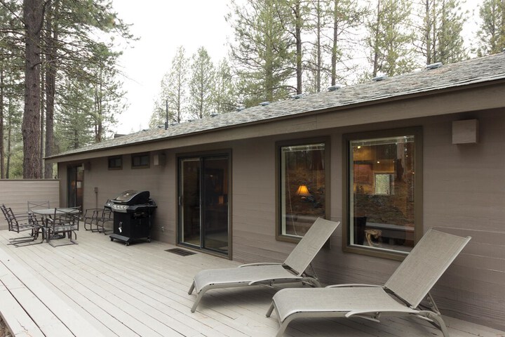 Terrace/Patio 10 of 14