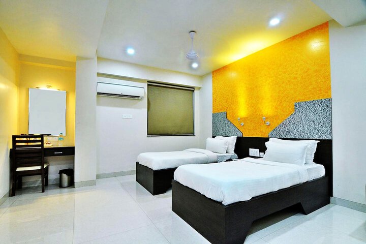 Savera a Business Luxury Hotel