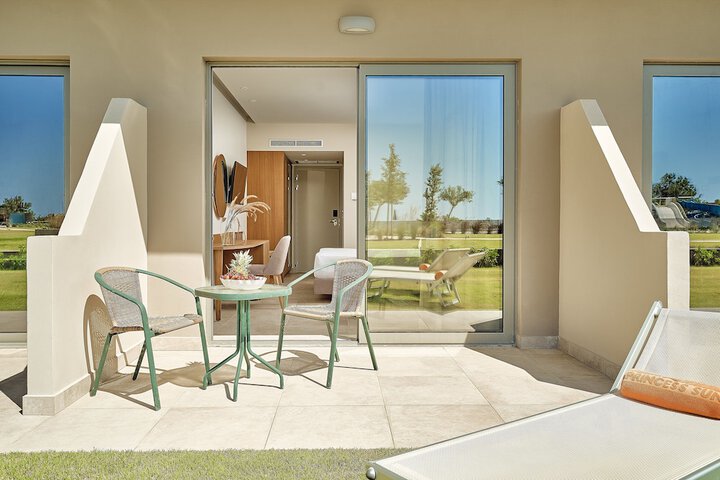 Terrace/Patio 40 of 88