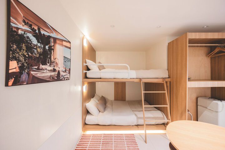 Room 26 of 117