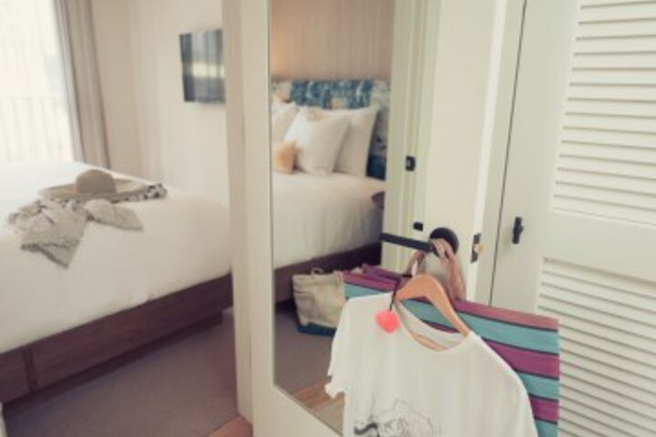 Room 15 of 73