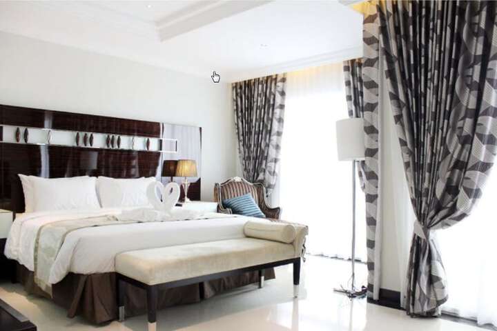Room 5 of 51