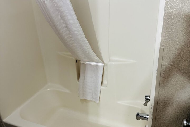 Room 17 of 21