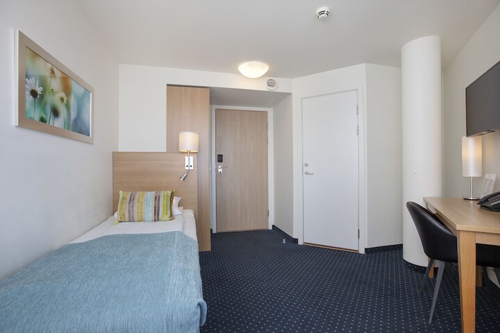 Room 18 of 78