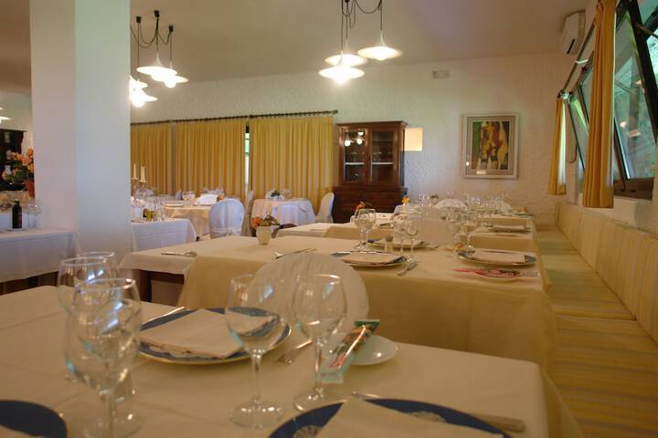 Dining Photos