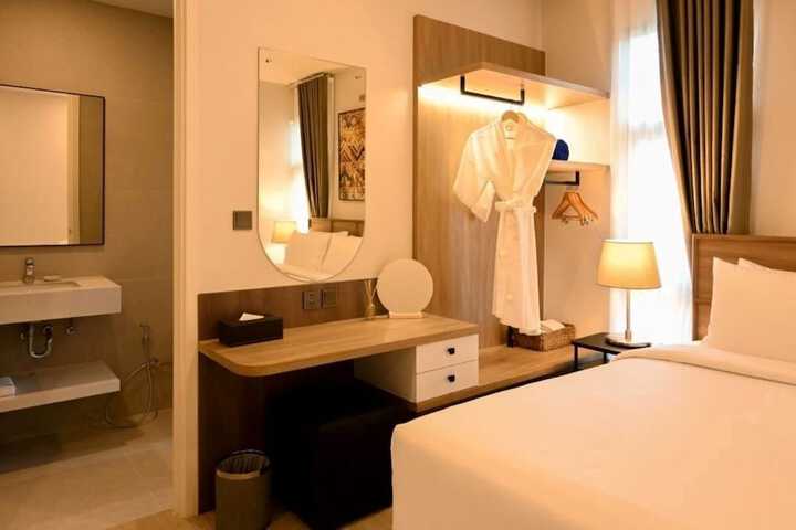 Room 74 of 251