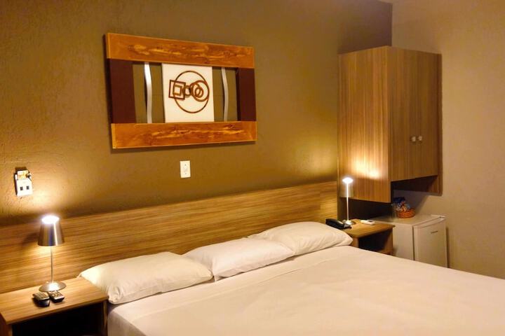 Room 9 of 39