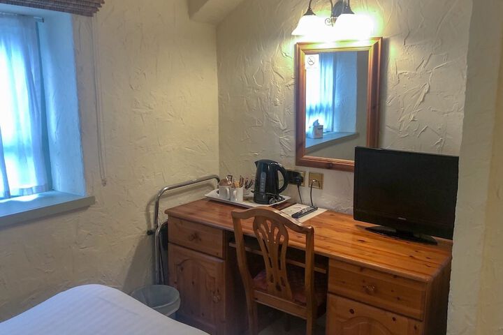 Room 14 of 46