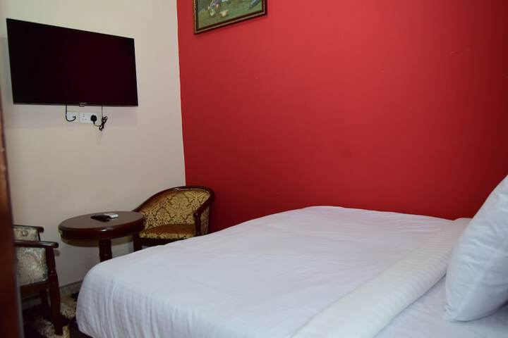 Room 7 of 20