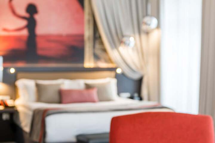 Room 2 of 151